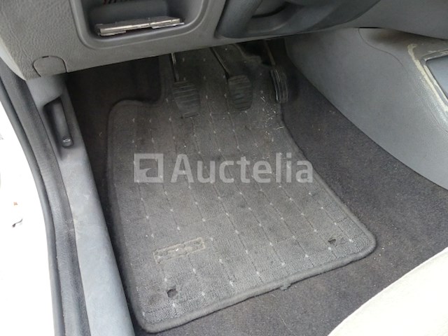 Renault clio auto (1999-132.507 km-vin:vf1cb0ef19648006) - afbeelding 9 van  22