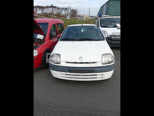 Renault clio auto (1999-132.507 km-vin:vf1cb0ef19648006) - afbeelding 17 van  22