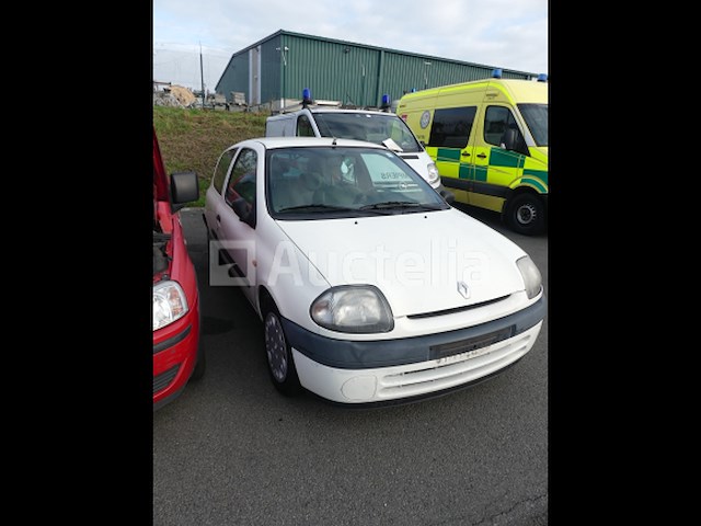 Renault clio auto (1999-132.507 km-vin:vf1cb0ef19648006) - afbeelding 19 van  22