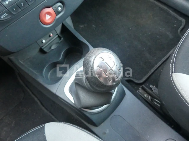 Renault clio bedrijfswagen - afbeelding 4 van  23