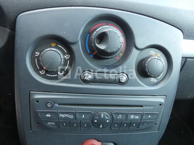 Renault clio bedrijfswagen - afbeelding 20 van  23