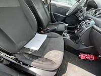 Renault clio iii phase 1.5 dci exception fap 104g. 75, 2013 - afbeelding 15 van  29