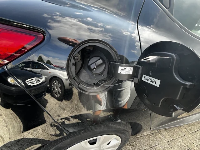 Renault clio iv 1.5 dci expression 75,2013 - afbeelding 13 van  36