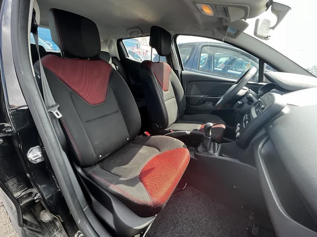 Renault clio iv 1.5 dci expression 75,2013 - afbeelding 16 van  36