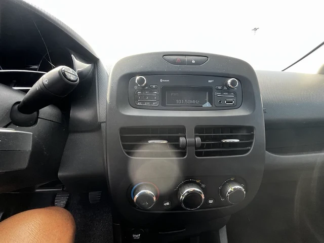 Renault clio iv 1.5 dci expression 75,2013 - afbeelding 36 van  36