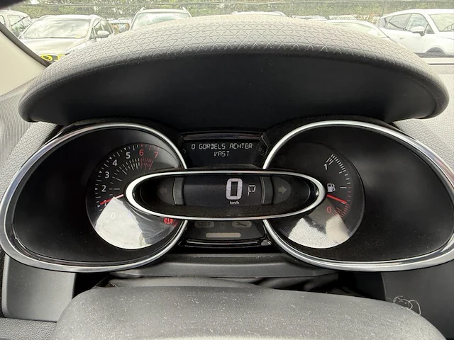 Renault clio iv phase ii 1.2 tce energy intens edc 118 at,2016 - afbeelding 6 van  34