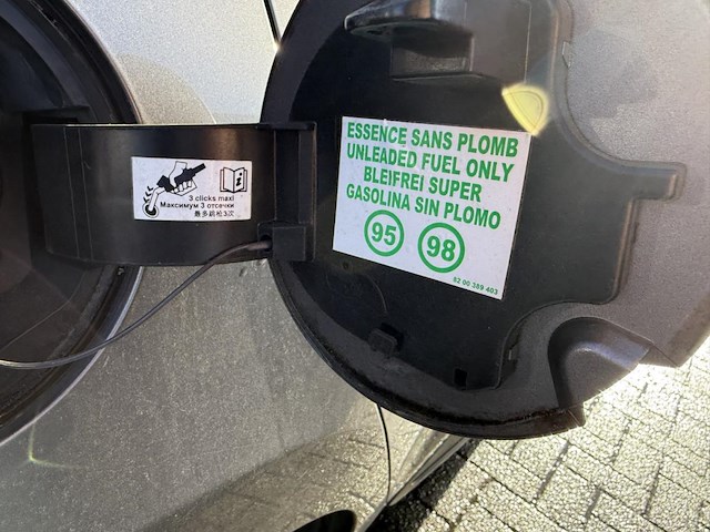 Renault clio iv zen,2014 - afbeelding 11 van  23