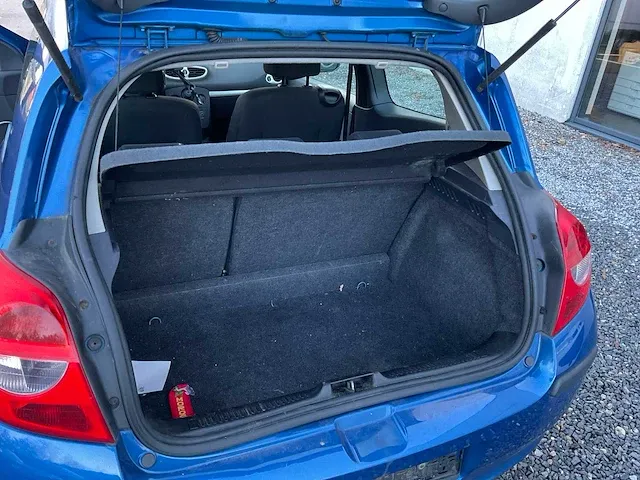 Renault clio personenauto - afbeelding 7 van  18