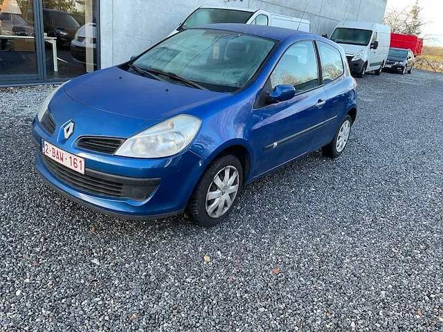 Renault clio personenauto - afbeelding 1 van  18