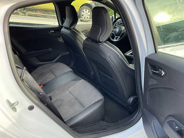 Renault clio personenauto - afbeelding 11 van  29