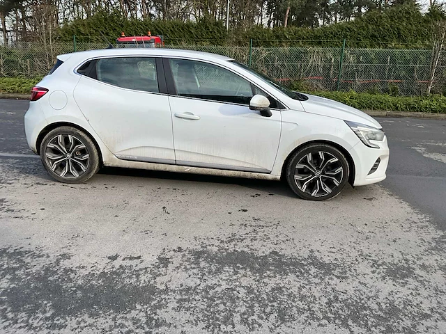 Renault clio personenauto - afbeelding 24 van  29