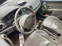 Renault clio personenauto - afbeelding 3 van  13
