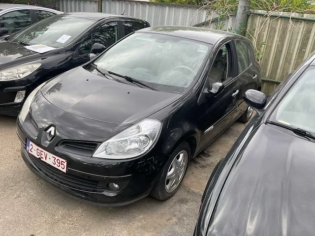 Renault clio personenauto - afbeelding 1 van  13