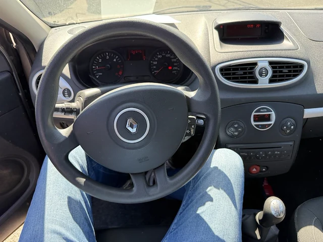 Renault clio sw phase ii 1.5 dci expression 86, 2009 - afbeelding 8 van  24