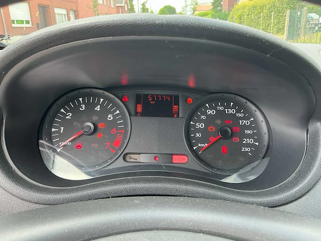 Renault clio uit 2010 - afbeelding 7 van  52