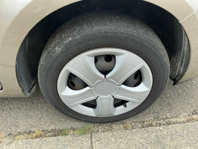Renault clio uit 2010 - afbeelding 36 van  52