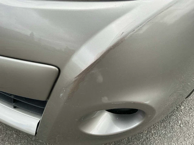 Renault clio uit 2010 - afbeelding 37 van  52