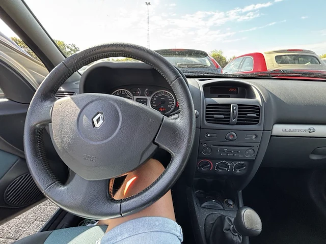 Renault clio,2003 - afbeelding 2 van  34