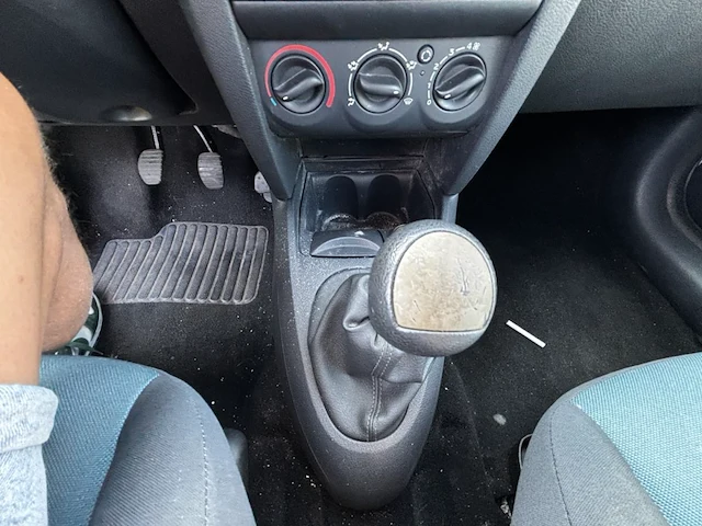Renault clio,2003 - afbeelding 5 van  34