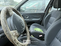 Renault clio - afbeelding 2 van  12