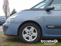 Renault espace 2.0t - afbeelding 2 van  55