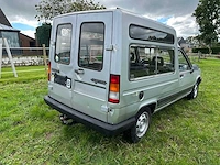 Renault expres oldtimer uit 1991 - afbeelding 9 van  14
