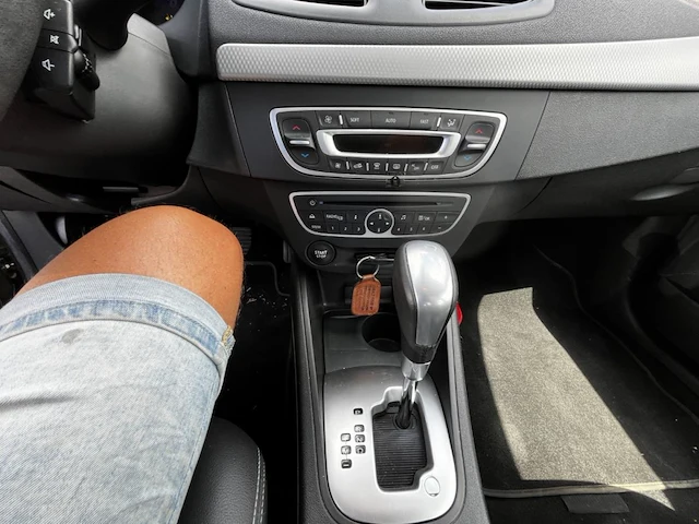 Renault fluence 1.5 dci dynamique fap edc 110 at, 2012 - afbeelding 29 van  29