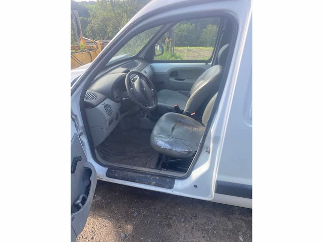 Renault kangoo pick-up uit 2007 - afbeelding 11 van  14