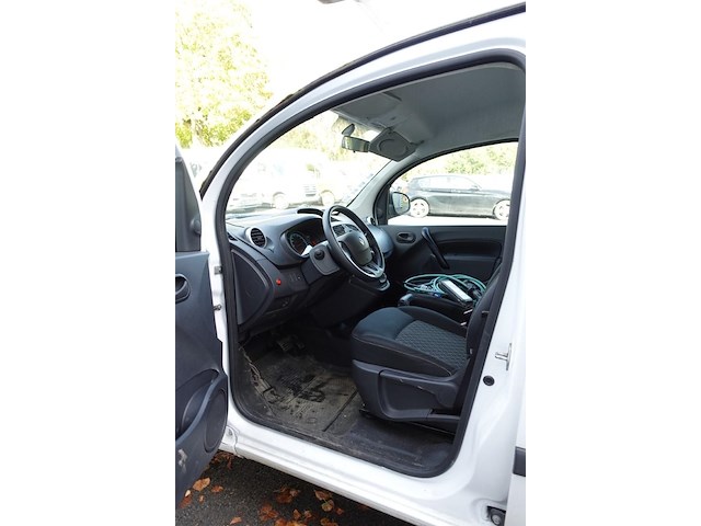 Renault kangoo ze - afbeelding 18 van  22