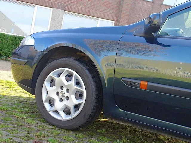 Renault laguna 1.9 dci - afbeelding 2 van  50