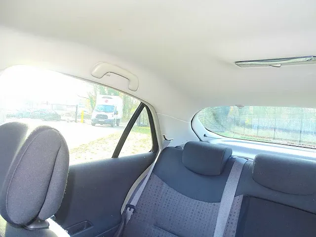 Renault laguna 1.9 dci - afbeelding 33 van  50