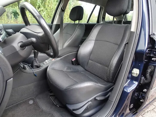 Renault laguna grandtour 2.0 16v, 55-tk-dr - afbeelding 25 van  46