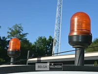 Renault lichte vrachtwagen met kipbak - afbeelding 18 van  22