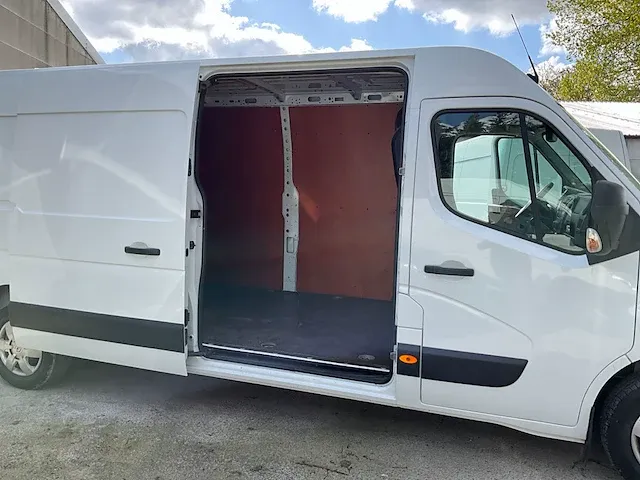 Renault master - afbeelding 40 van  47
