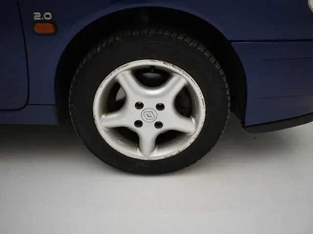 Renault megane 2.0l gt 1999 no reserve - afbeelding 17 van  36