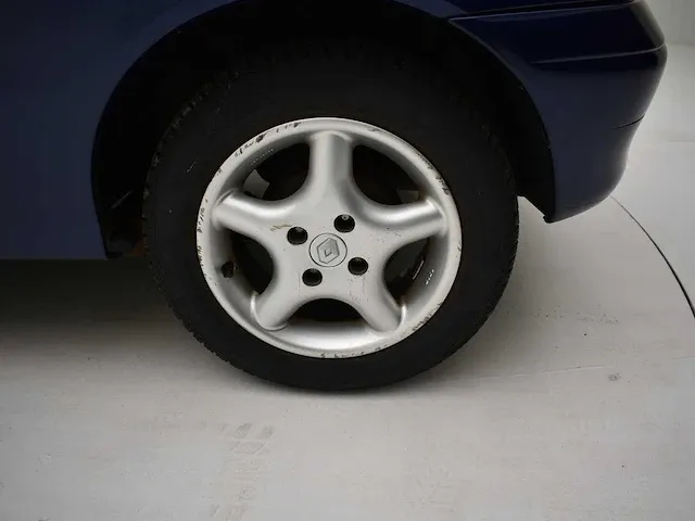 Renault megane 2.0l gt 1999 no reserve - afbeelding 20 van  36