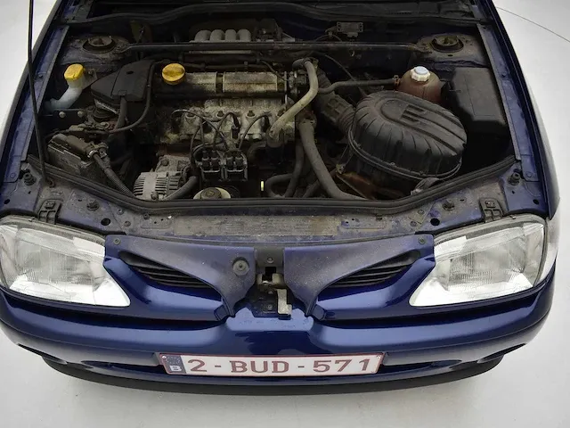 Renault megane 2.0l gt 1999 no reserve - afbeelding 21 van  36