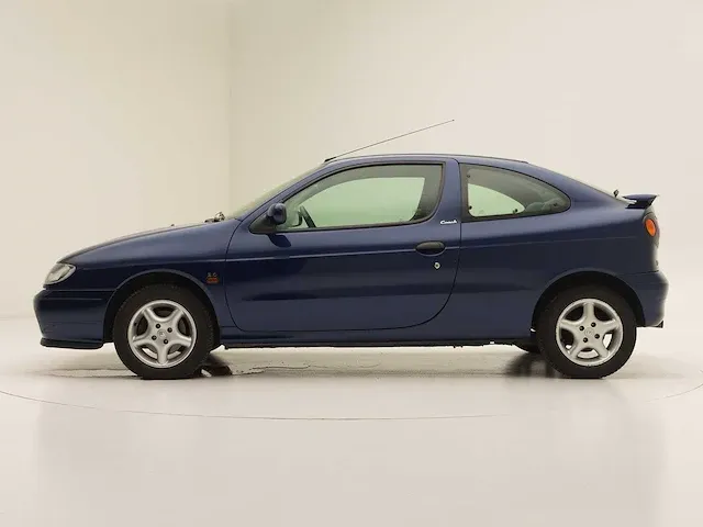 Renault megane 2.0l gt 1999 no reserve - afbeelding 31 van  36