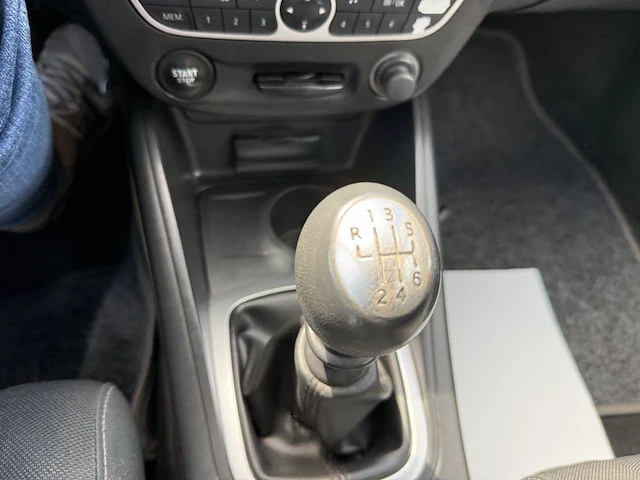 Renault megane berline iii 1.5 dci expression 105,2010 - afbeelding 4 van  33