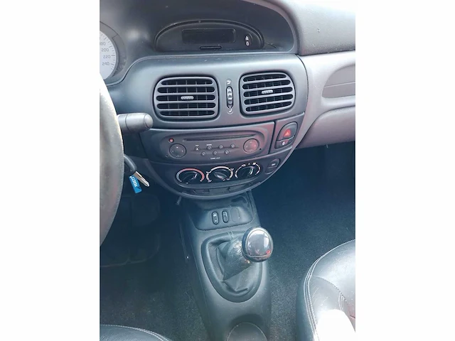 Renault megane cabrio - 2000 - afbeelding 14 van  22