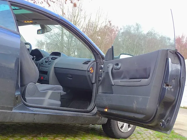 Renault megane cc 1.6 16v - afbeelding 10 van  48