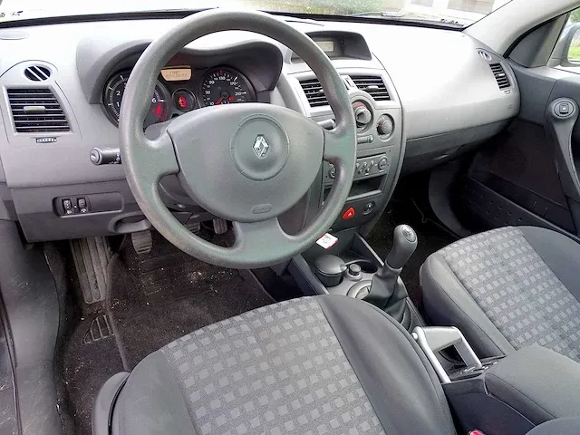 Renault megane cc 1.6 16v - afbeelding 24 van  48