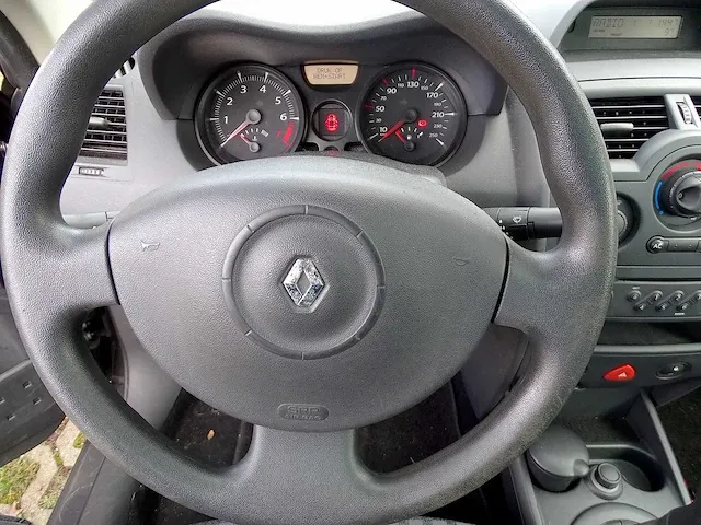 Renault megane cc 1.6 16v - afbeelding 32 van  48