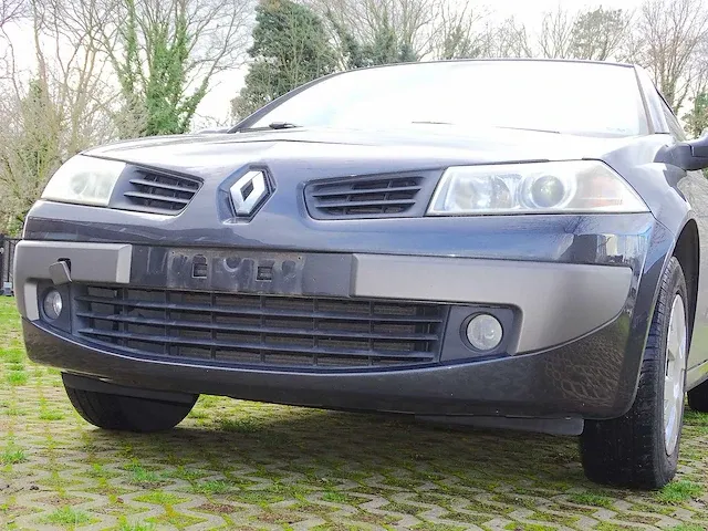 Renault megane cc 1.6 16v - afbeelding 46 van  48