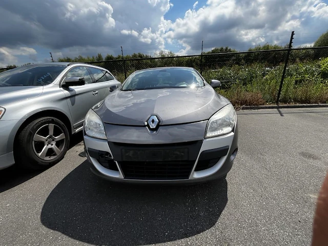 Renault megane coupe iii 1.6i privilege 110, 2009 - afbeelding 12 van  27