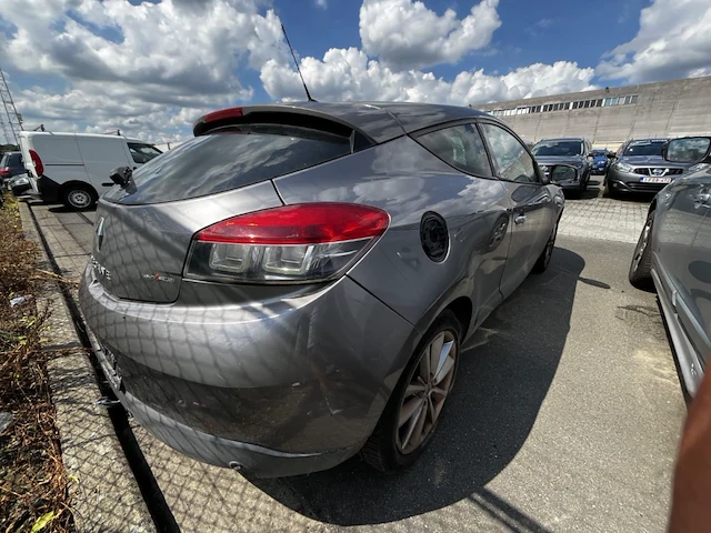 Renault megane coupe iii 1.6i privilege 110, 2009 - afbeelding 22 van  27