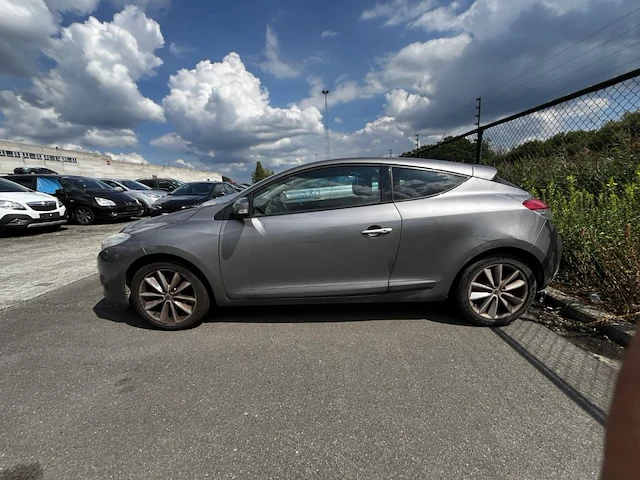 Renault megane coupe iii 1.6i privilege 110, 2009 - afbeelding 24 van  27