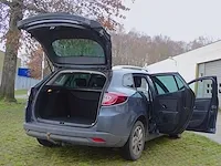 Renault megane grandtour 1.5 dci - afbeelding 20 van  48