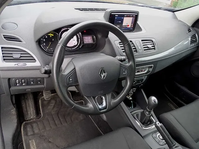 Renault megane grandtour 1.5 dci - afbeelding 26 van  48