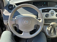 Renault megane scenic uit 2005 - afbeelding 7 van  73